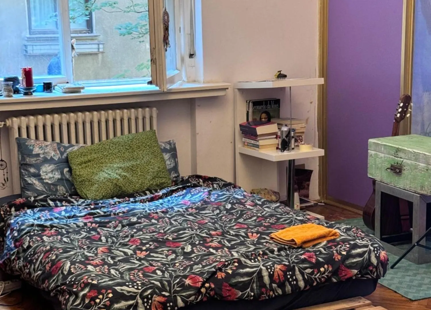 Central Artist Room - Shared Flat W Host Bucharest Apartment